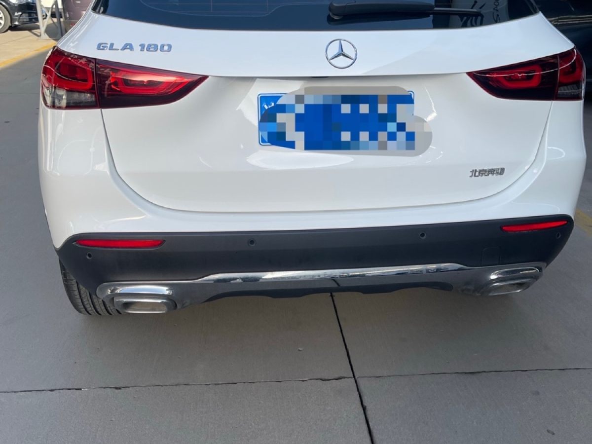 Mercedes-Benz GLA Class 2021 car image #4