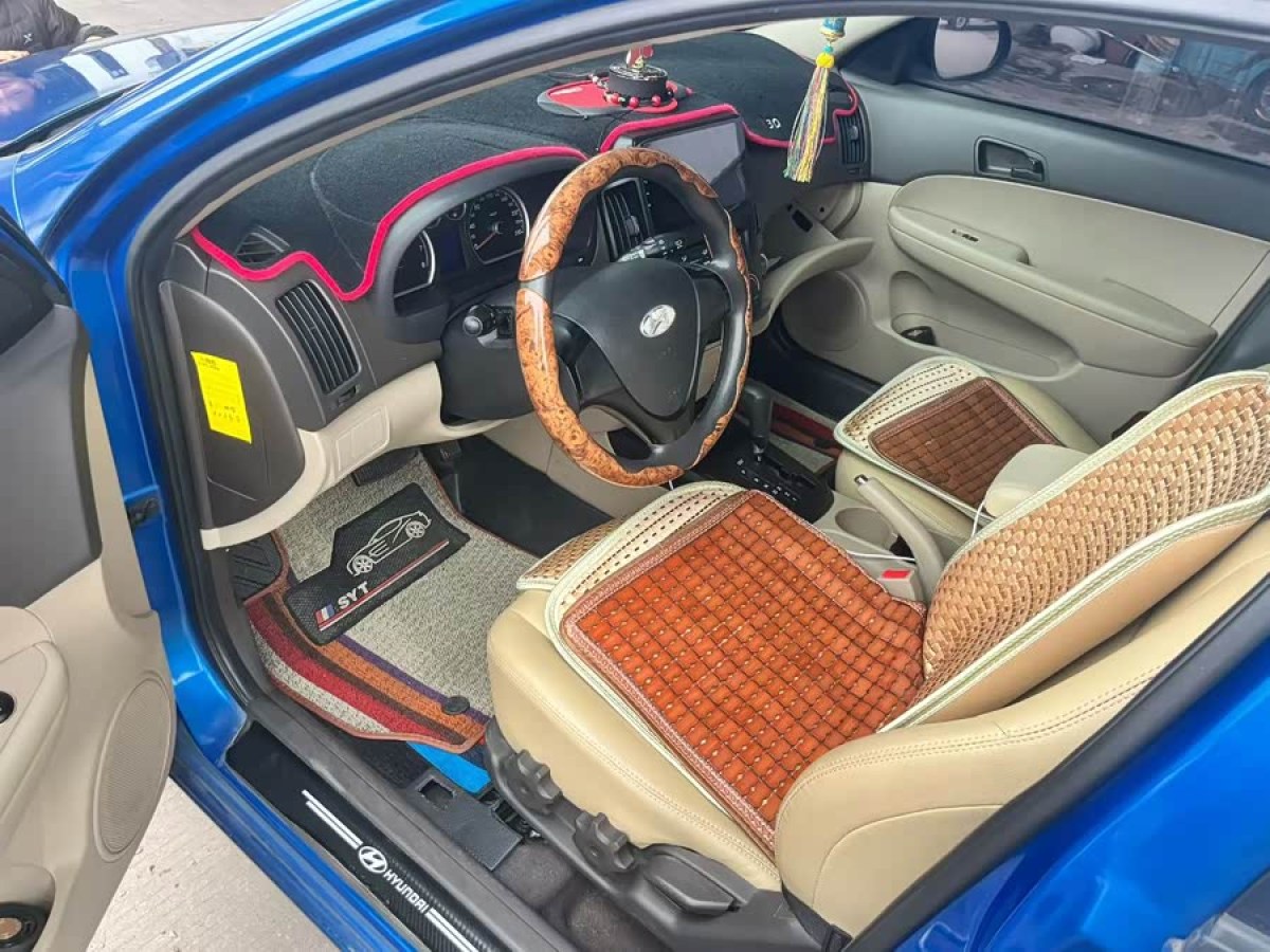 Hyundai i30 2011 #4 Hyundai i30 2011 car image #4