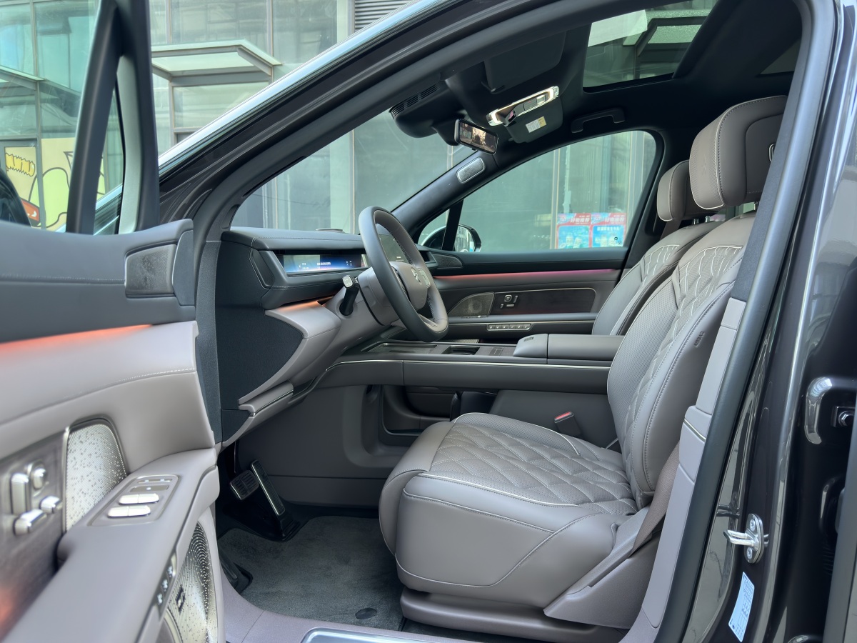 蔚来 蔚来ES8 2026 汽车图片 #4