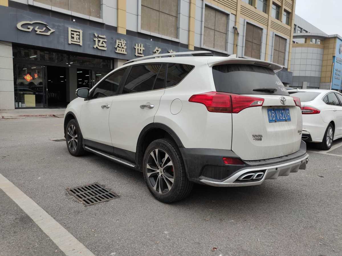 Toyota RAV4 2016 car image #4