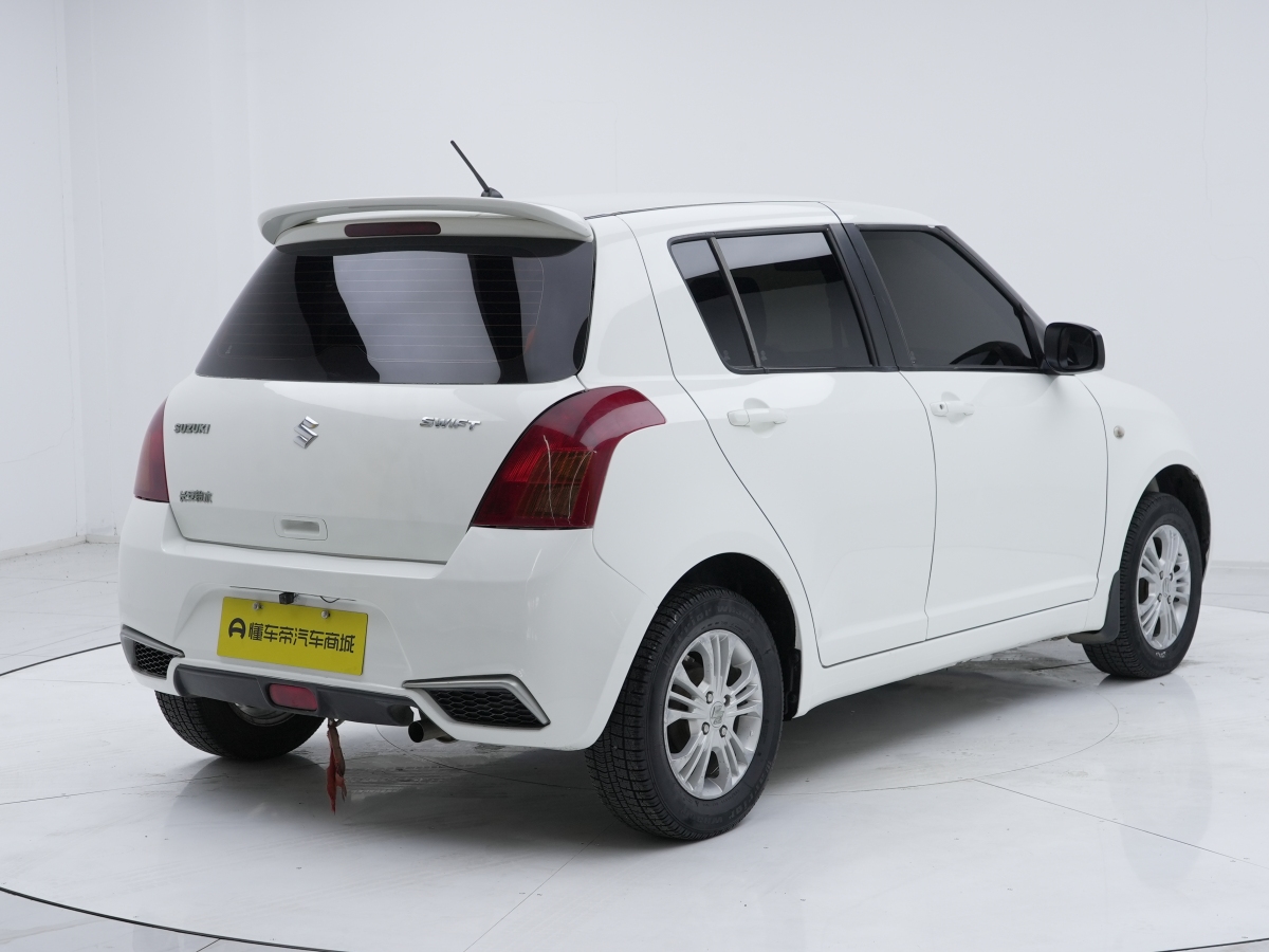 Suzuki Swift 2014 car image #4