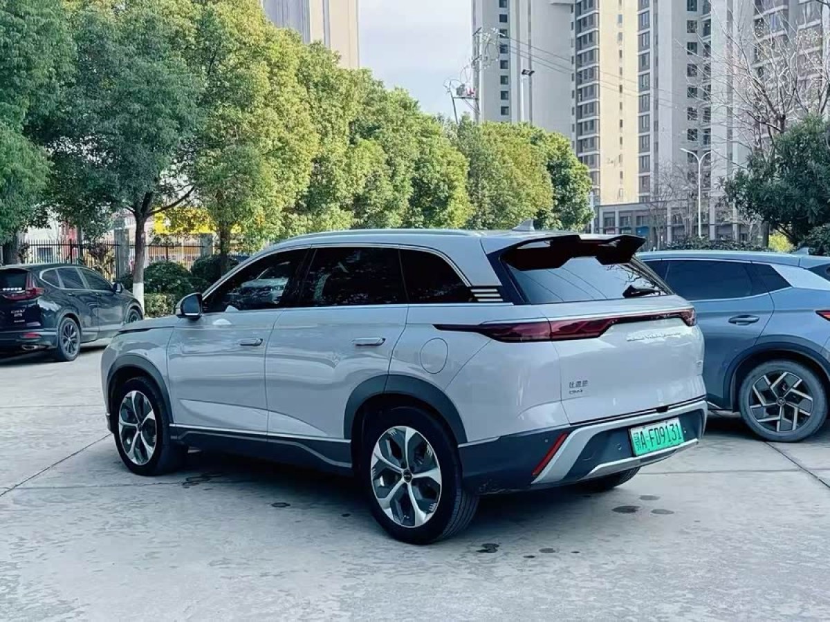 BYD Frigate 07 2023 #4 BYD Frigate 07 2023 car image #4