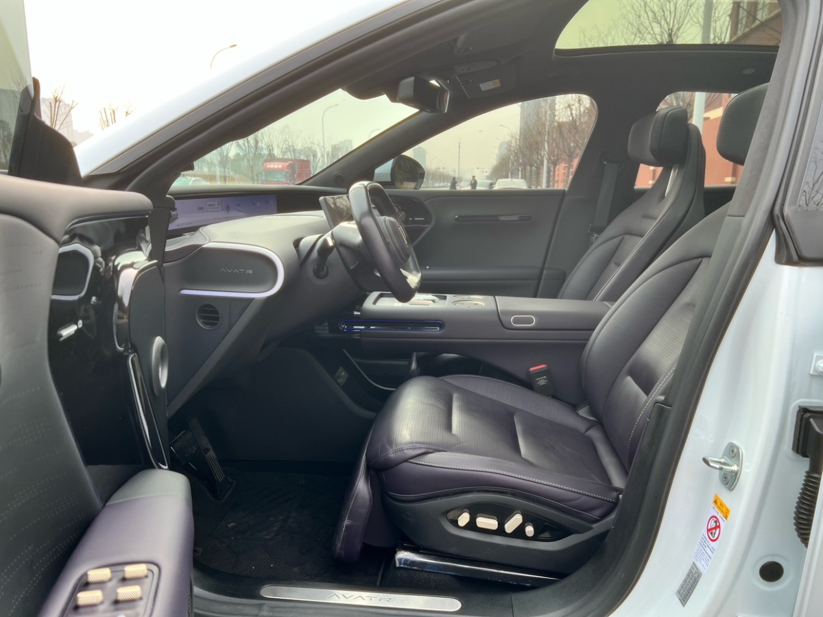 Avatr 07 2025 car image #4