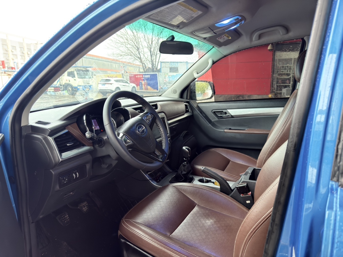 JAC 2019 car image #4