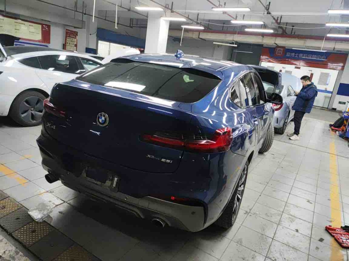 BMW X4 2019 изображение автомобиля #4