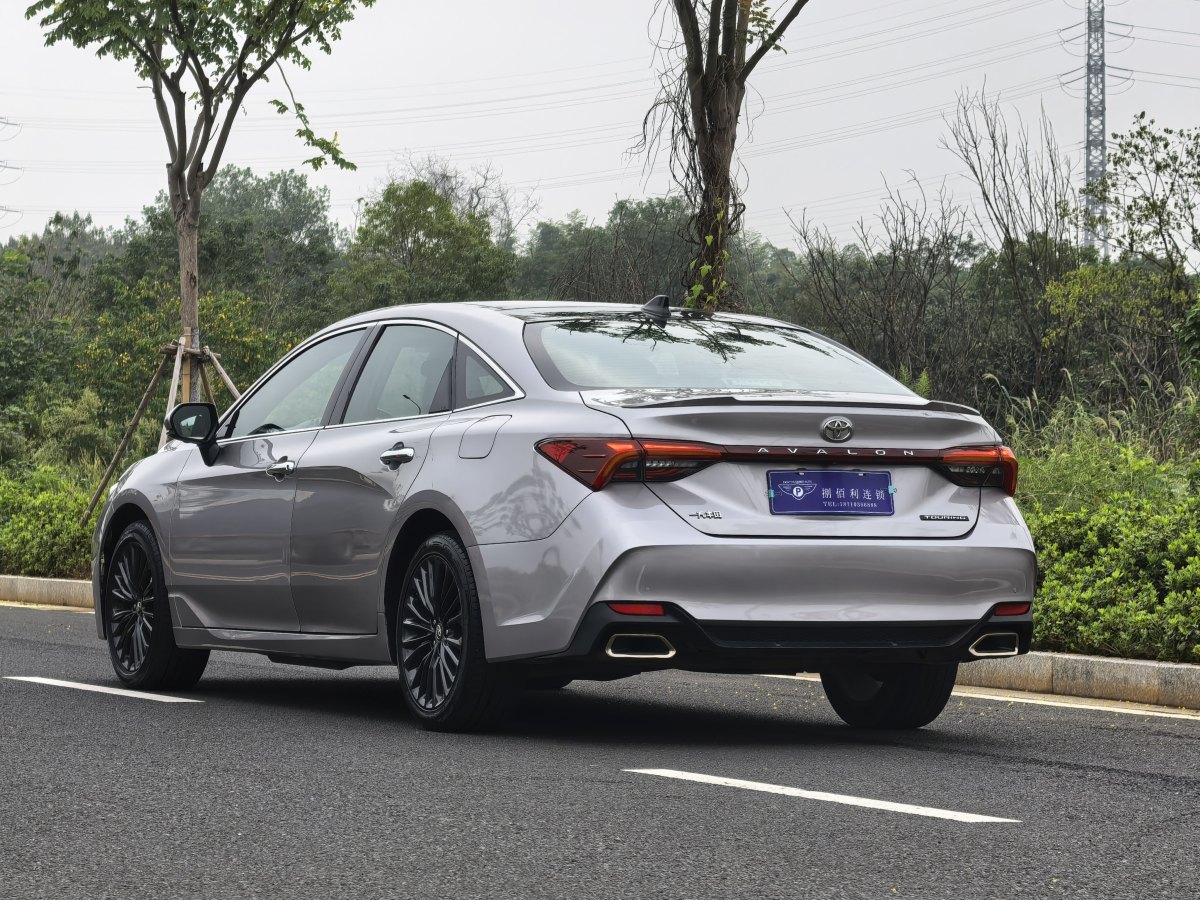 Toyota Avalon 2020 car image #4