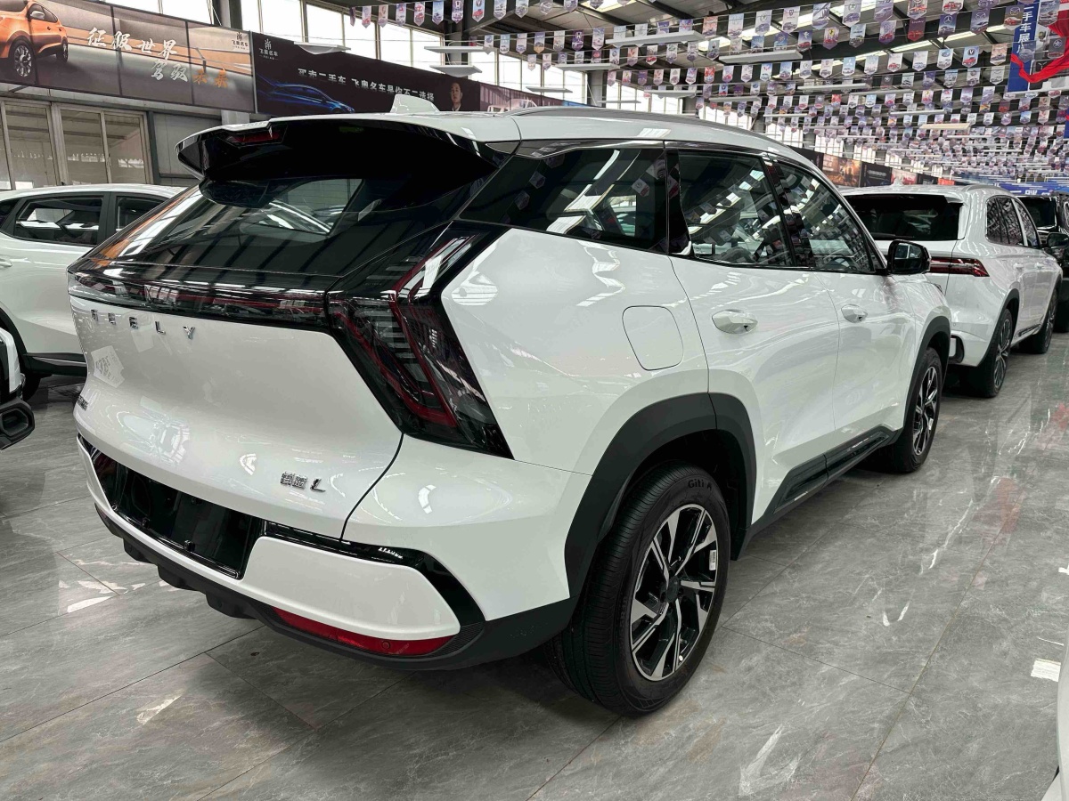 GEELY Boyue L 2025 #4 GEELY Boyue L 2025 car image #4