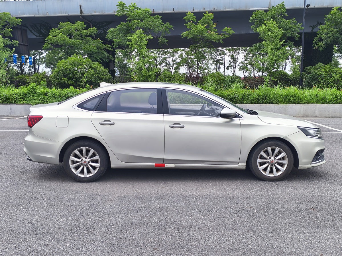 Roewe i6 New Energy 2018 car image #4