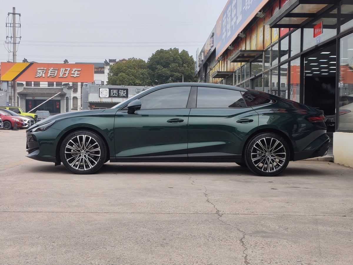 MG 7 2025 imagem de carro #4