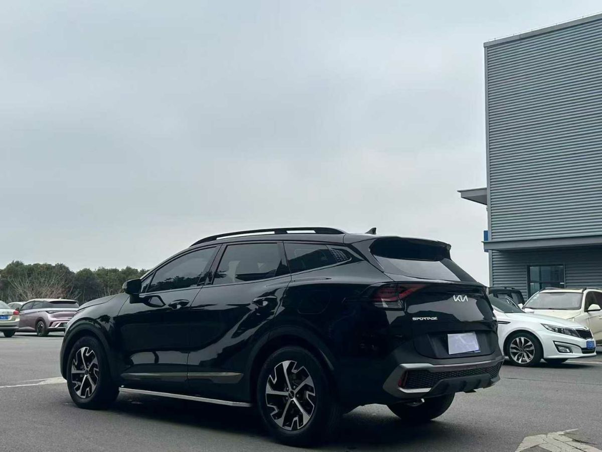 起亚 狮铂拓界 2023 汽车图片 #4