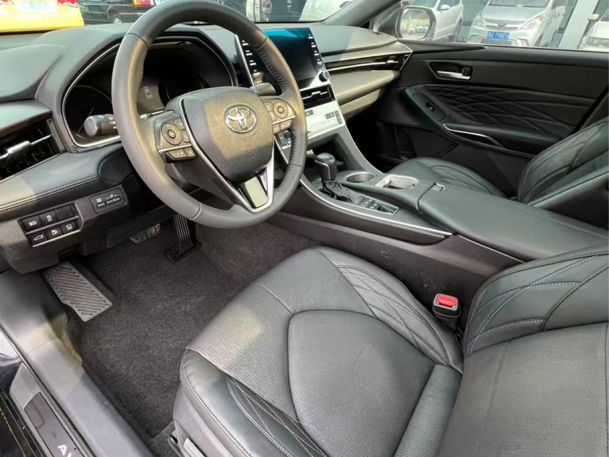 Toyota Avalon 2021 car image #4