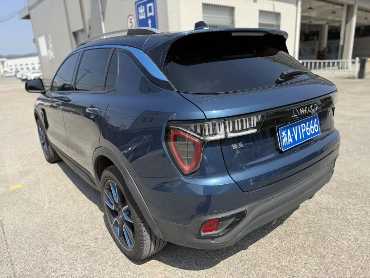 Lynk & Co 01 2019 #4 Lynk & Co 01 2019 car image #4