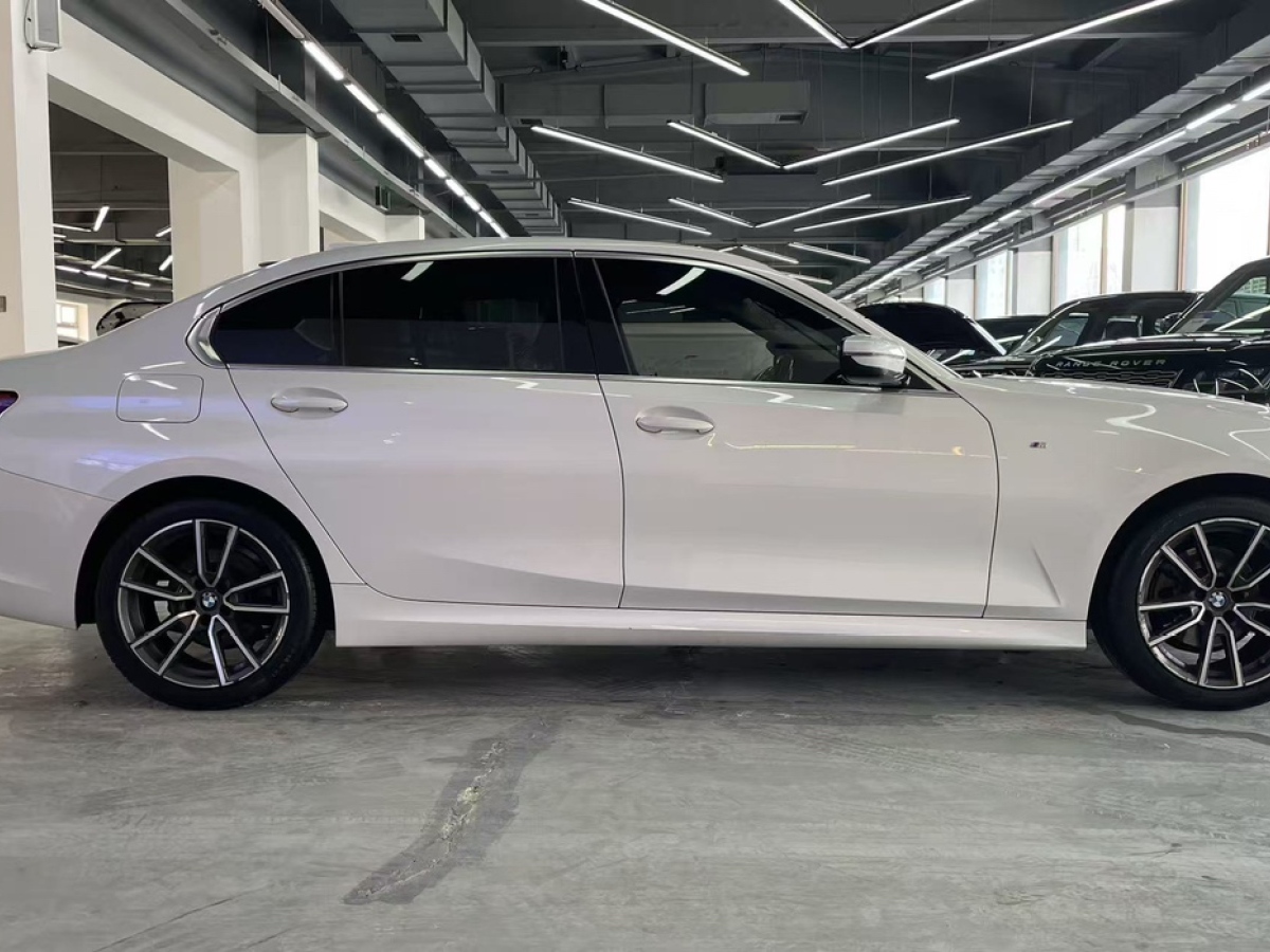 BMW 3 Series 2021 #4 BMW 3 Series 2021 car image #4