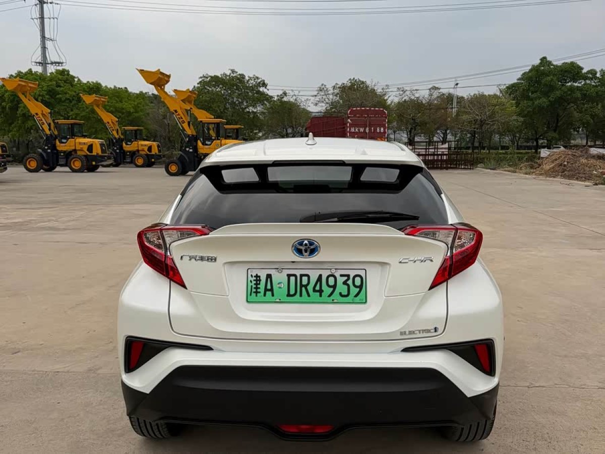 Toyota C-HR EV 2021 car image #4
