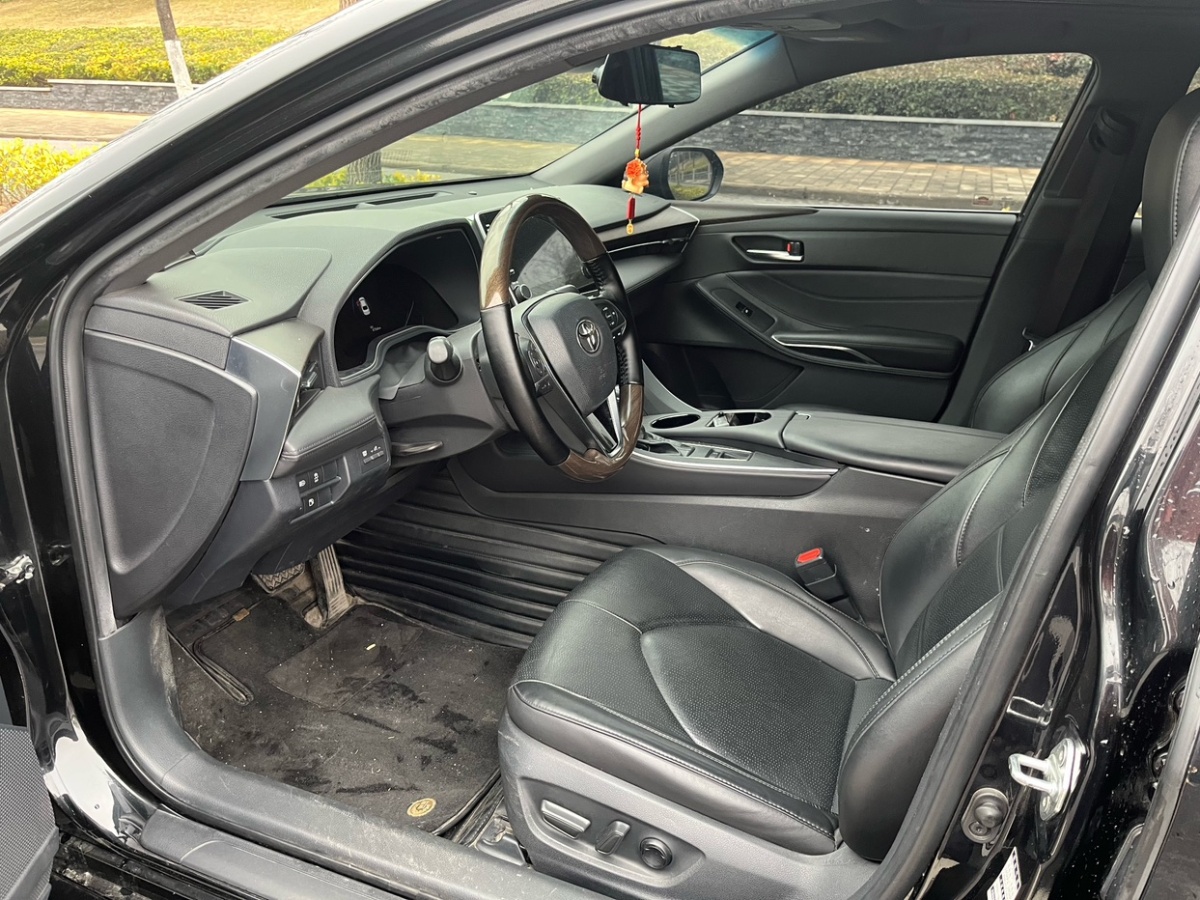 Toyota Avalon 2020 car image #4