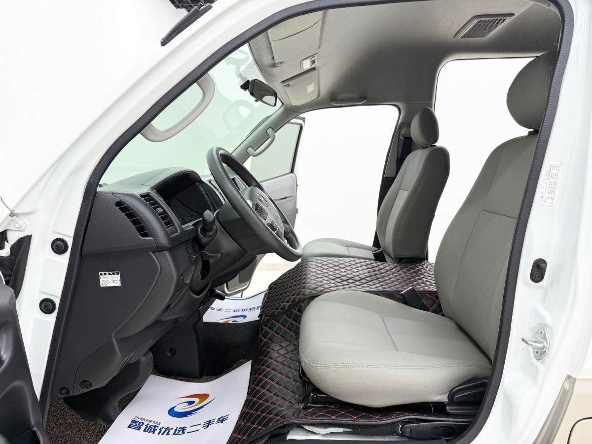 Toyota Hiace 2017 immagine di auto #4