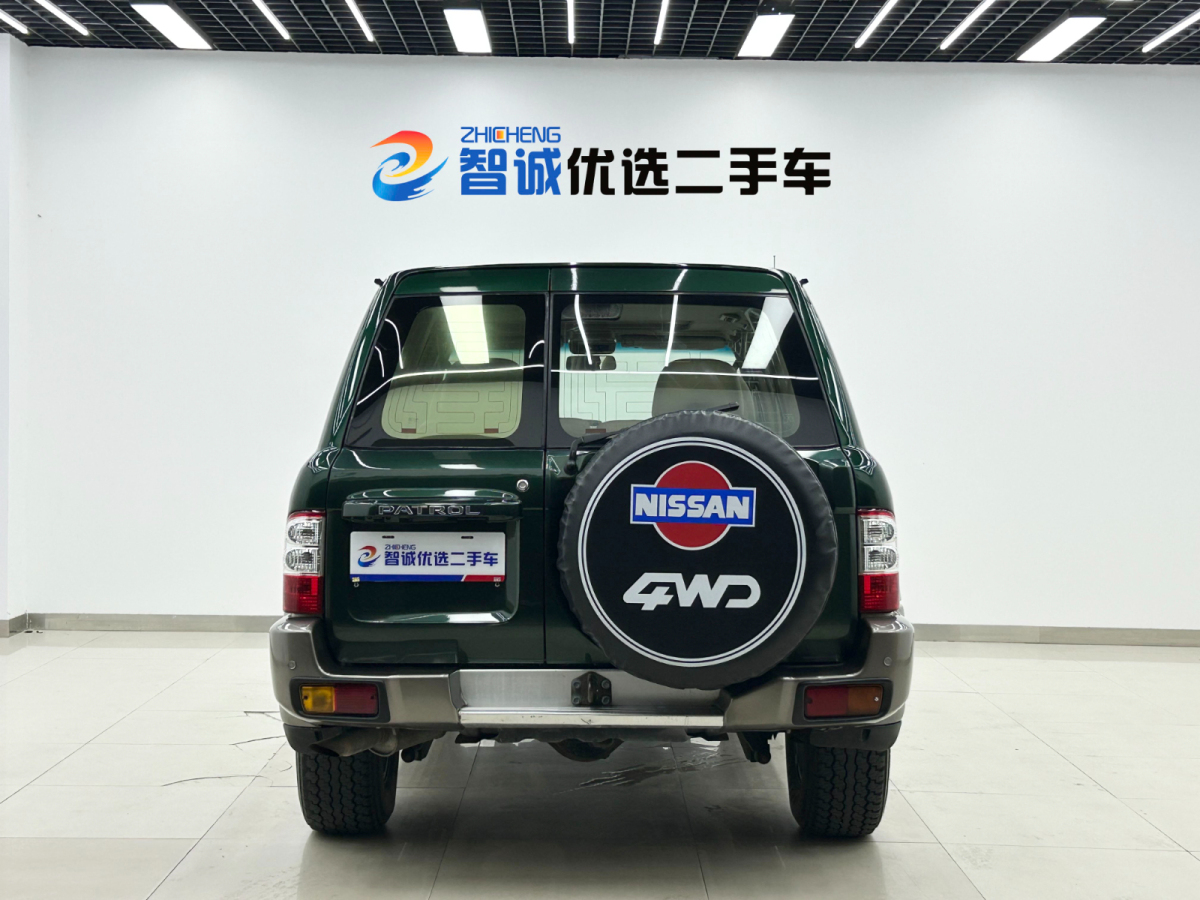 日产 途乐 2004 汽车图片 #4