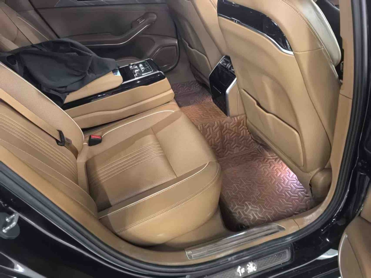 HongQi H9 2021 car image #4