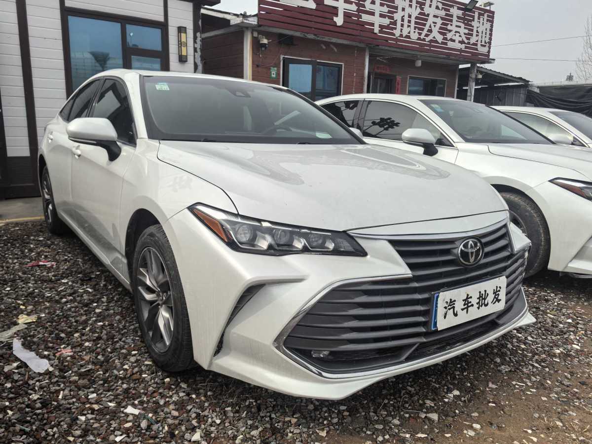 Toyota Avalon 2022 car image #4