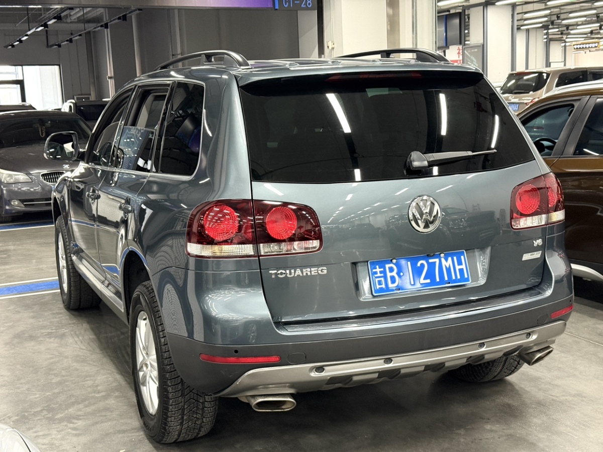 Volkswagen Touareg 2008 immagine di auto #4