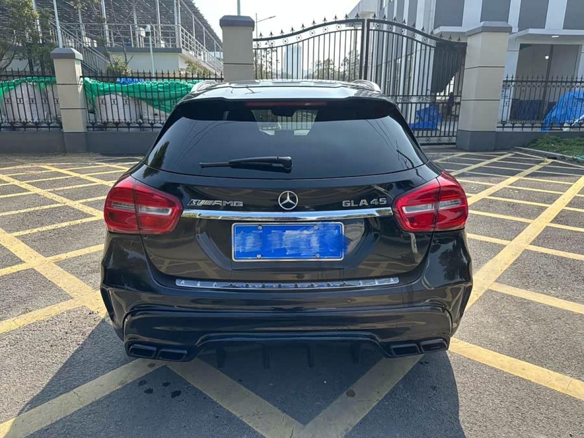 Mercedes-Benz GLA AMG 2015 car image #4