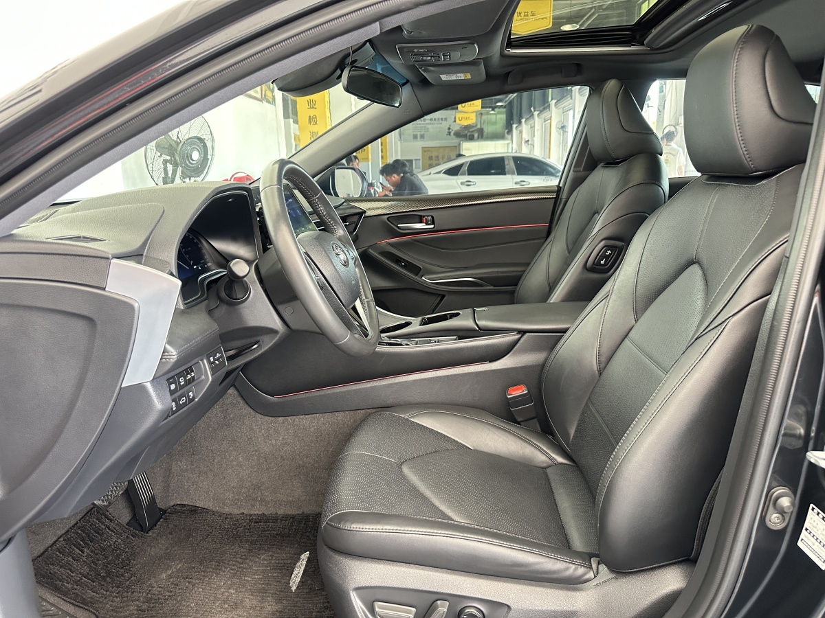 Toyota Avalon 2022 car image #4