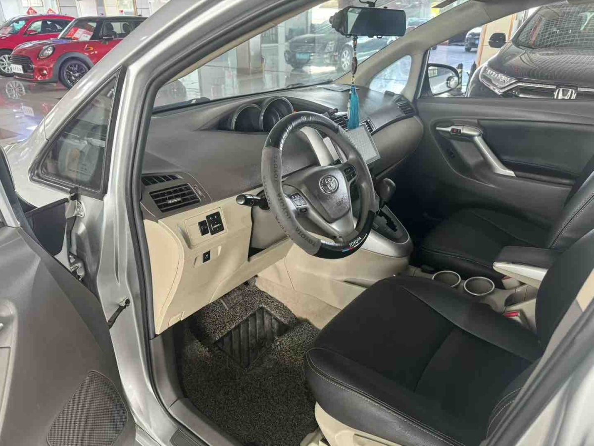 Toyota Verso 2014 car image #4