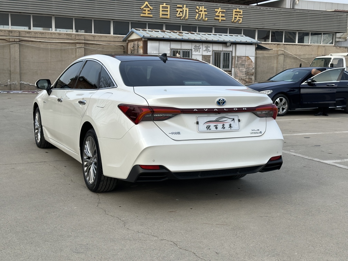 Toyota Avalon 2019 car image #4