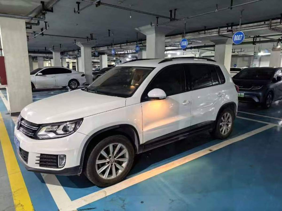 Volkswagen Tiguan 2017 car image #4