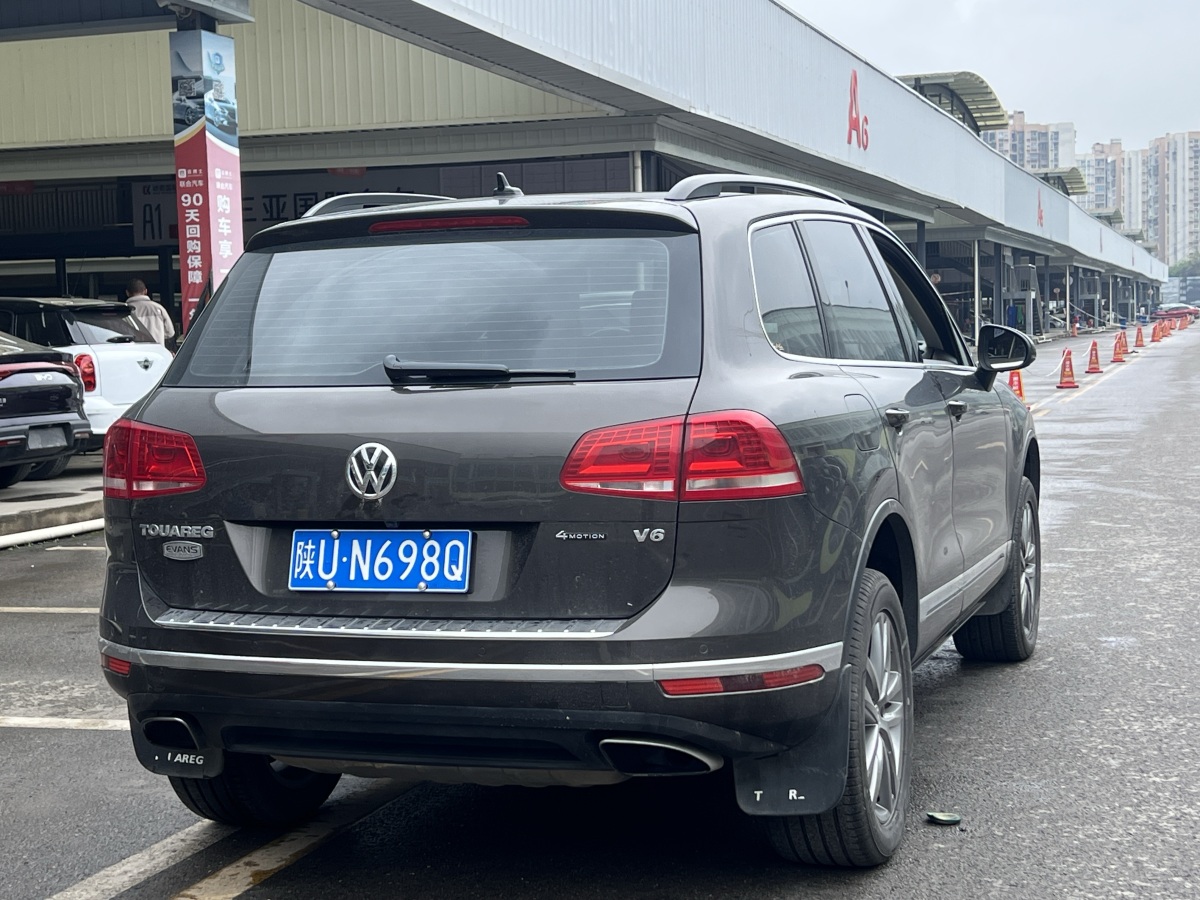 Volkswagen Touareg 2018 car image #4