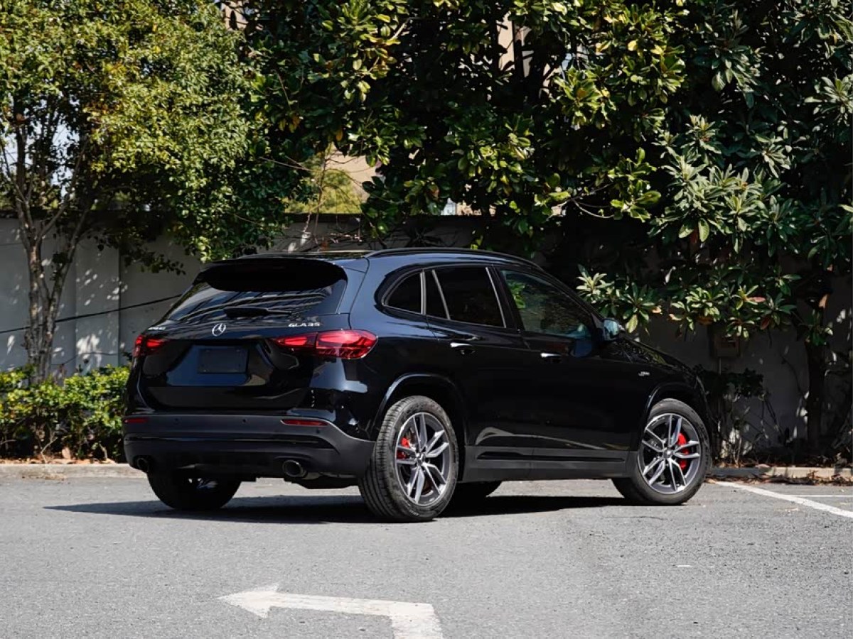 Mercedes-Benz GLA AMG 2024 car image #4
