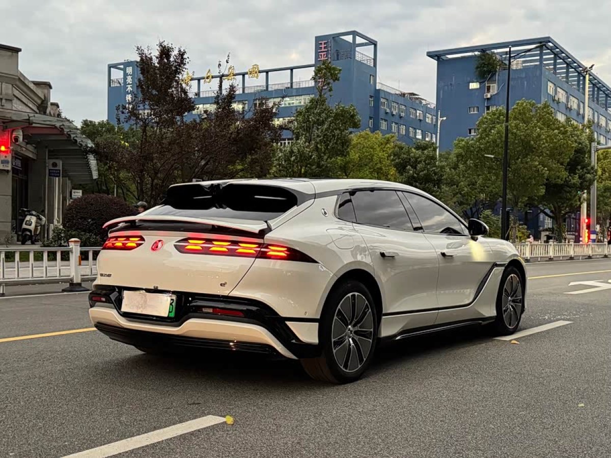 Denza Z9GT 2024 car image #4