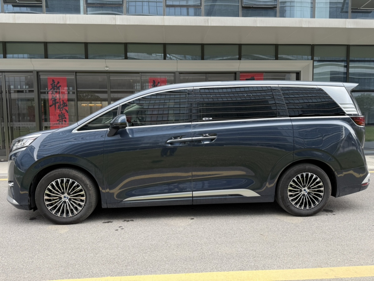 Denza D9 2023 image de voiture #4