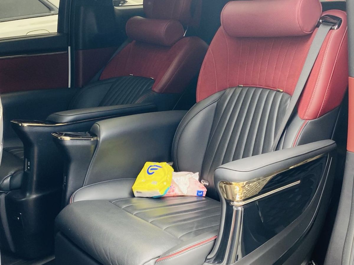 广汽传祺 传祺M8 2023 汽车图片 #4