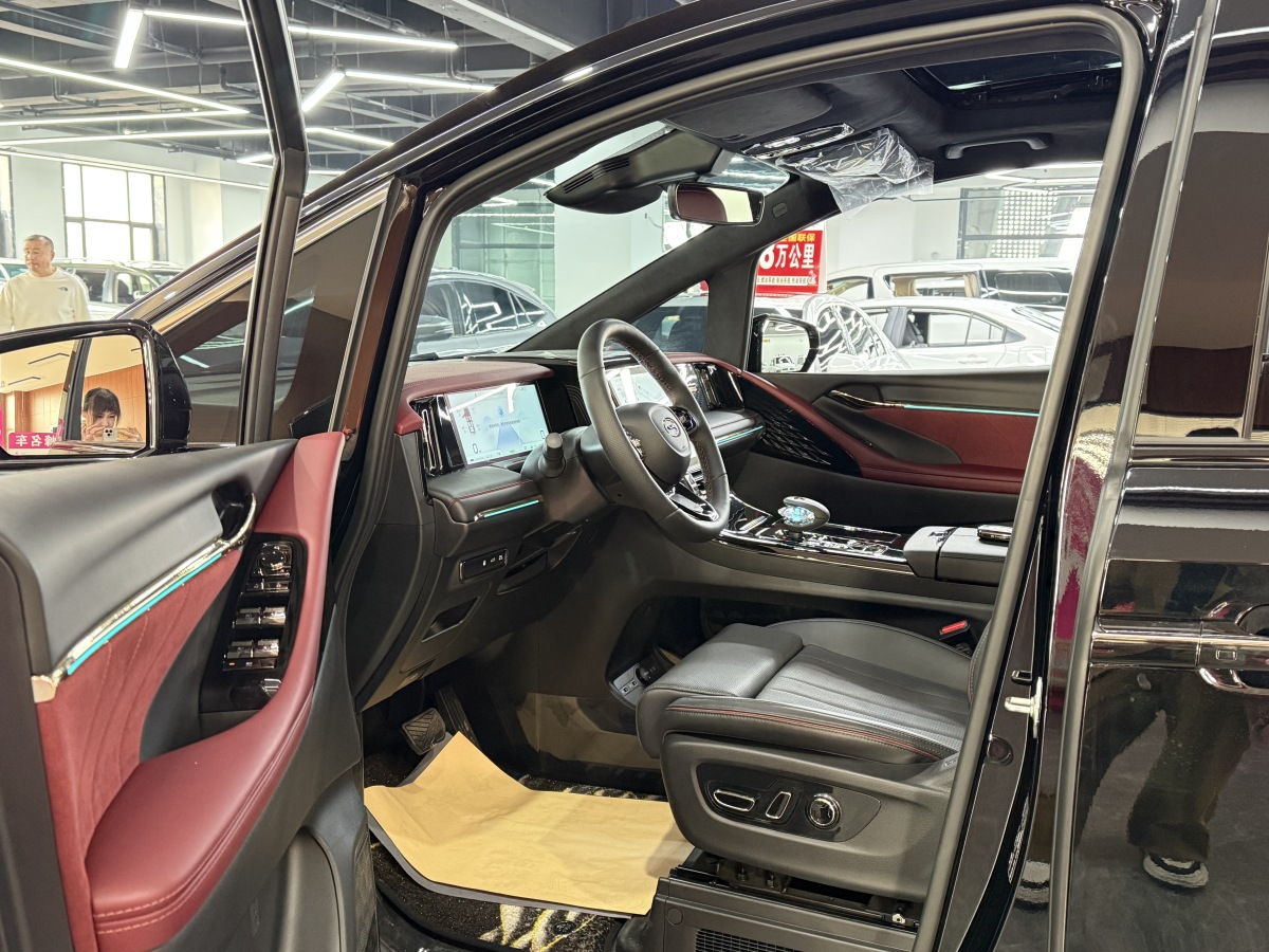 广汽传祺 传祺M8 2025 汽车图片 #4