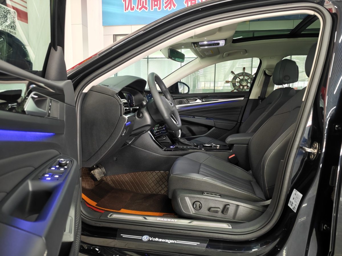 Volkswagen Passat 2024 car image #4