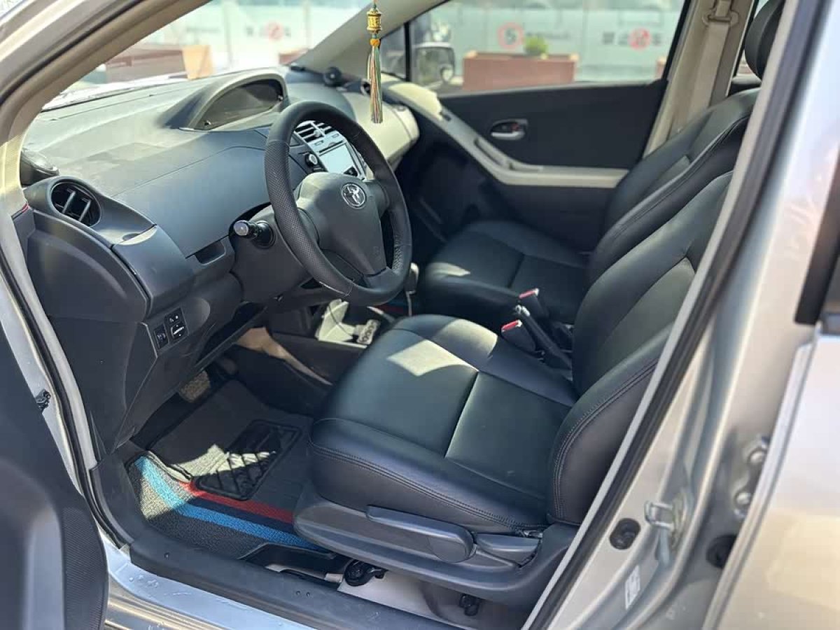 Toyota Yaris 2008 car image #4