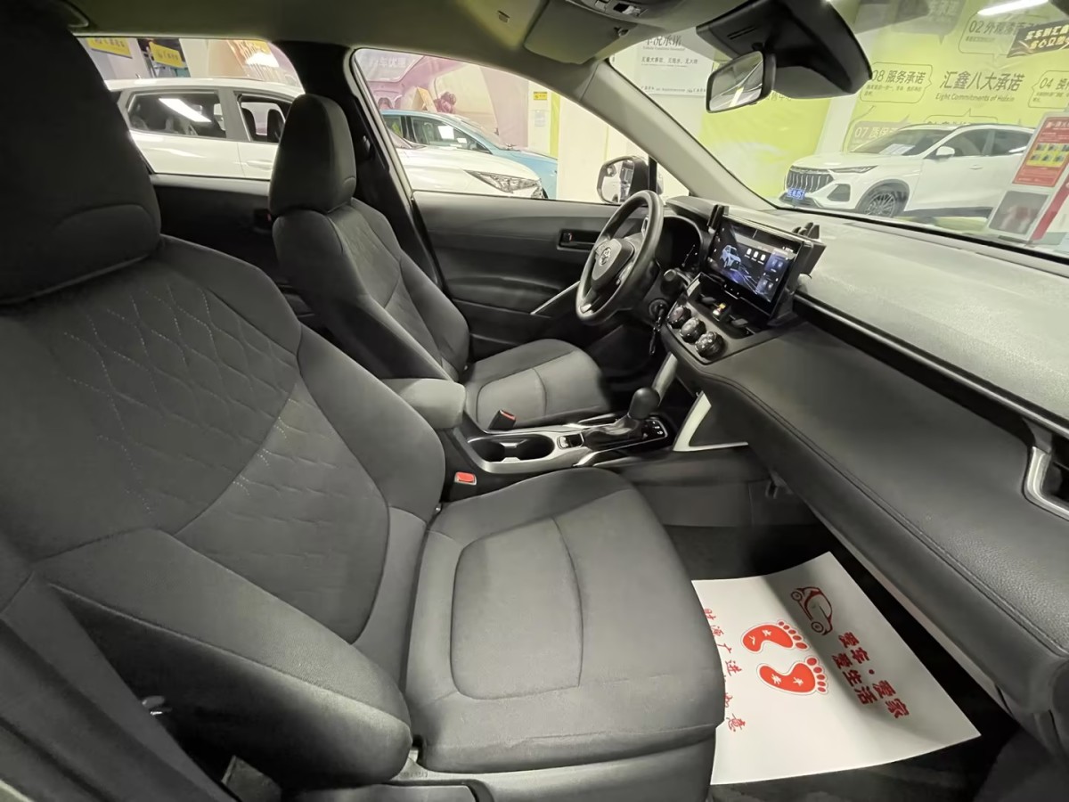 Toyota Corolla Cross 2024 immagine di auto #4