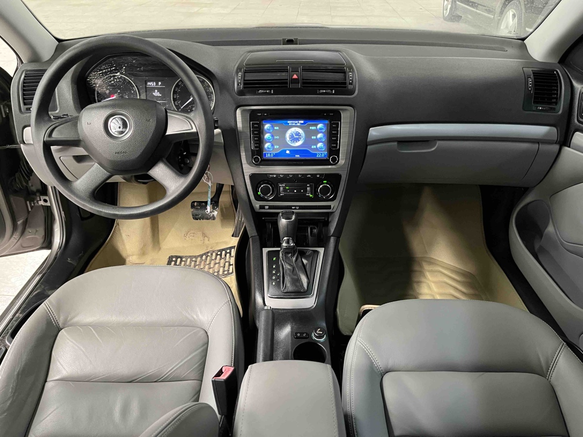 Skoda Octavia 2014 immagine di auto #4