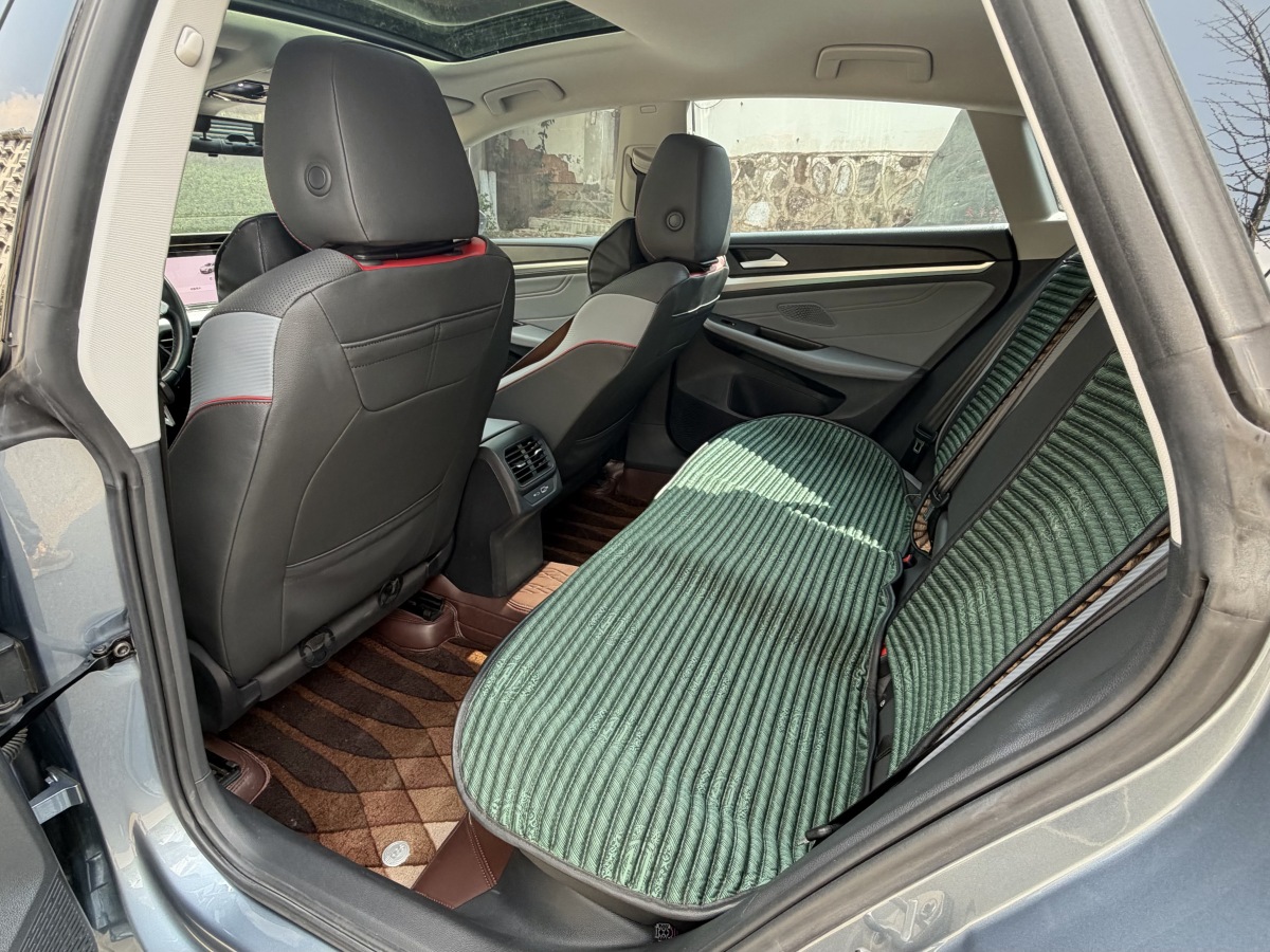 Volkswagen Lamando 2022 car image #4