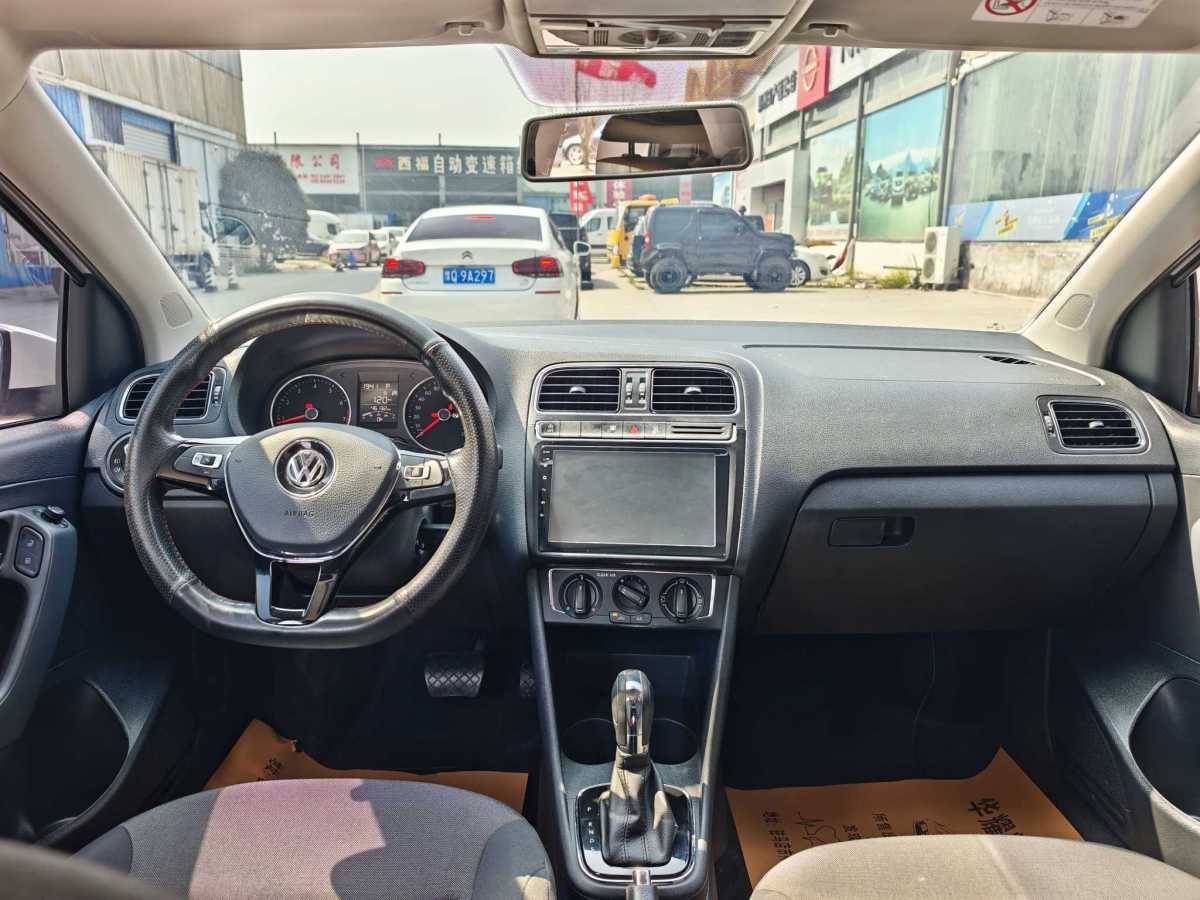 Volkswagen Polo 2019 car image #4