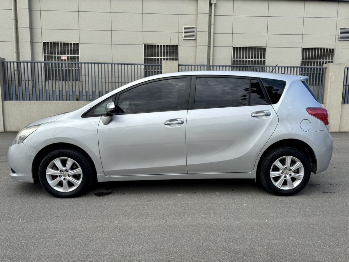 Toyota Verso 2014 car image #4