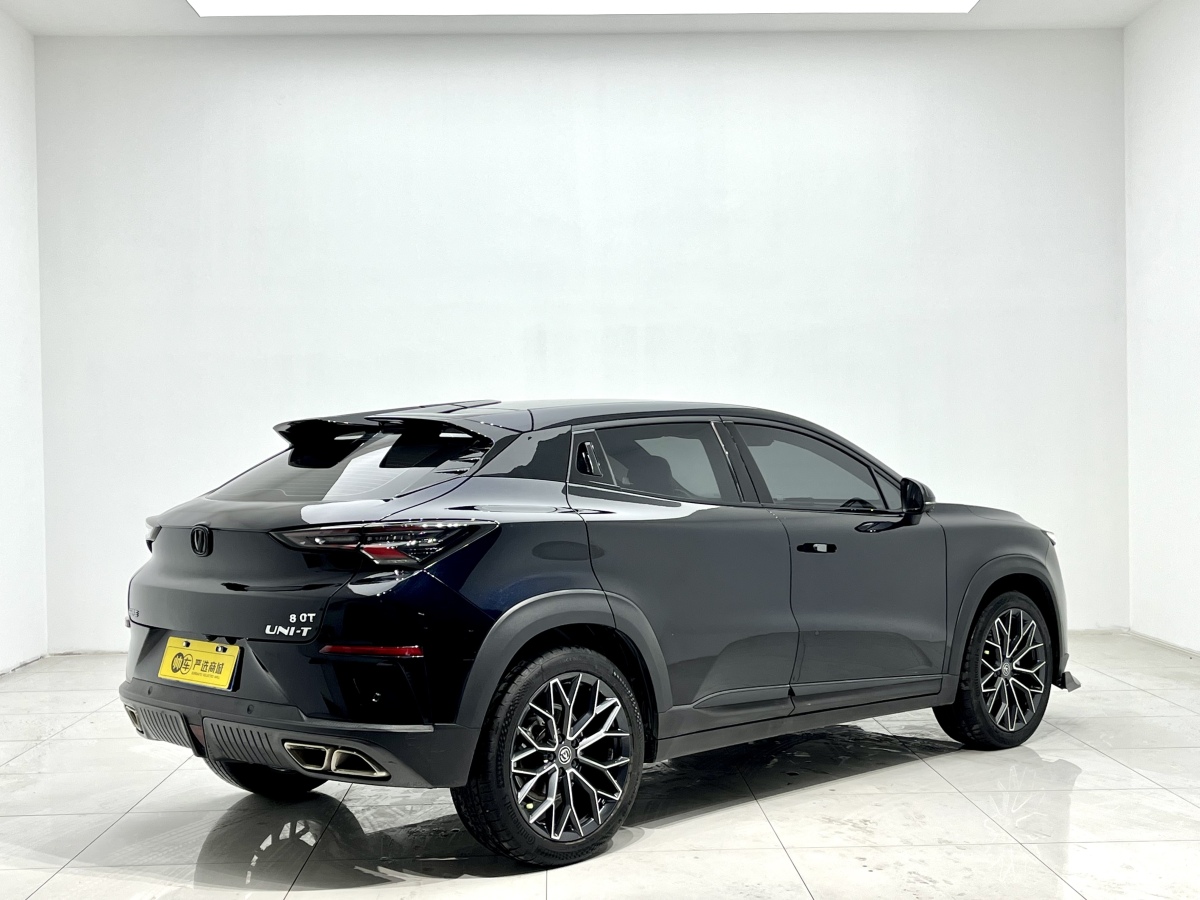 Changan UNI-T 2021 صورة سيارة #4