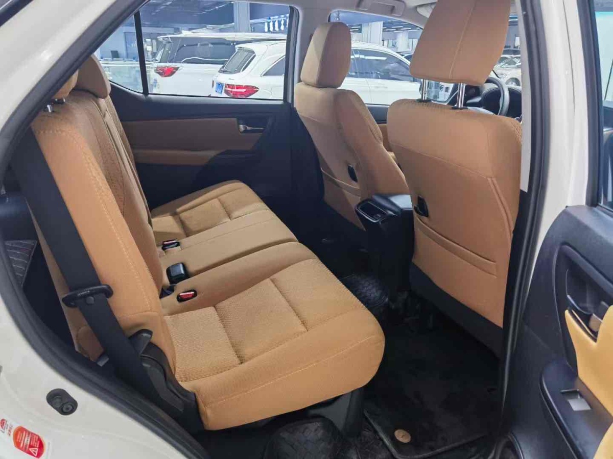 Toyota 2019 car image #4