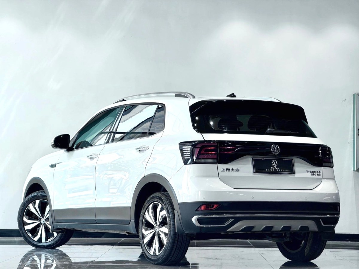 Volkswagen T-Cross 2021 car image #4
