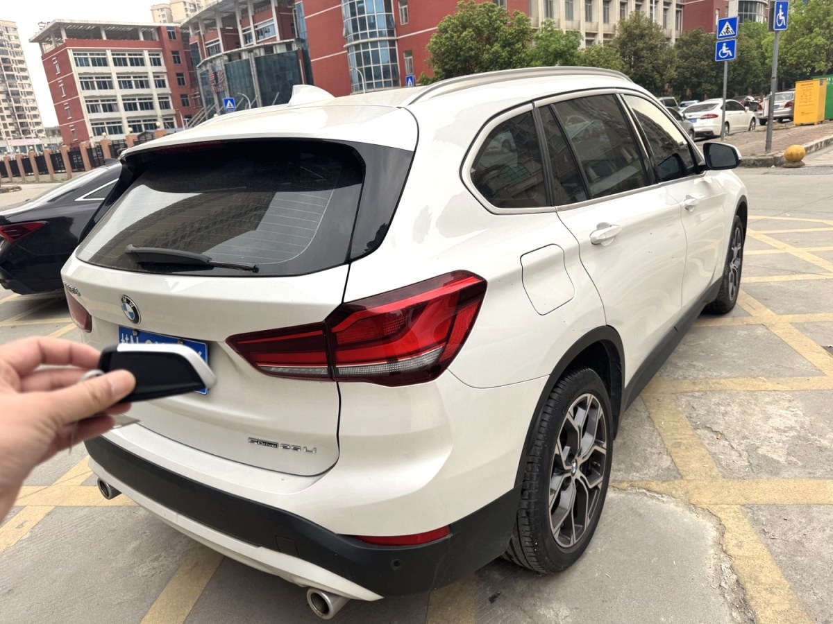 BMW X1 2022 #4 BMW X1 2022 car image #4