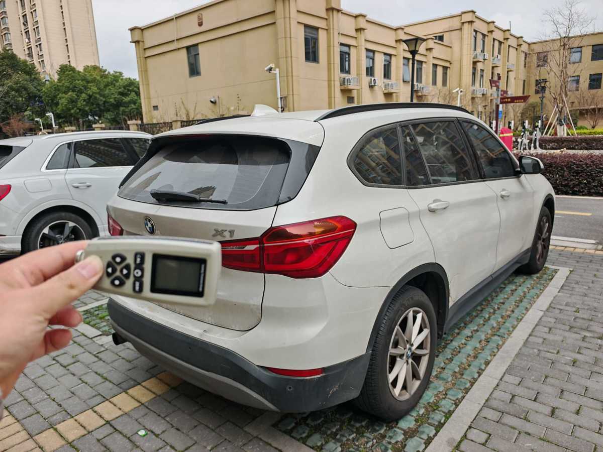 BMW X1 2017 #4 BMW X1 2017 car image #4