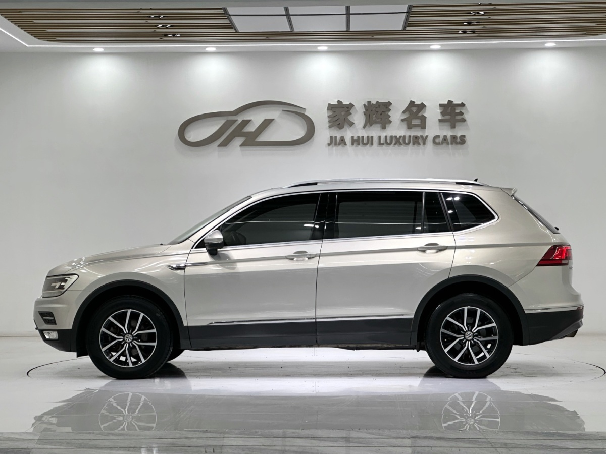 Volkswagen Tiguan L 2017 car image #4