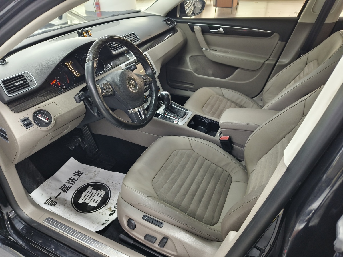 Volkswagen 2014 car image #4