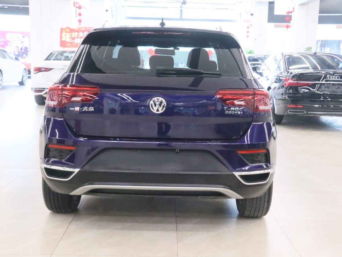 Volkswagen T-Roc 2019 car image #4